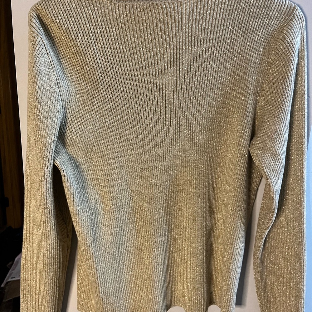 Elegant Ralph Lauren Petite Metallic Ribbed Gold Turtleneck Sweater – Size P/L